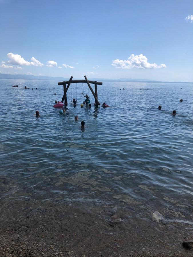 Una Lovran Εξωτερικό φωτογραφία