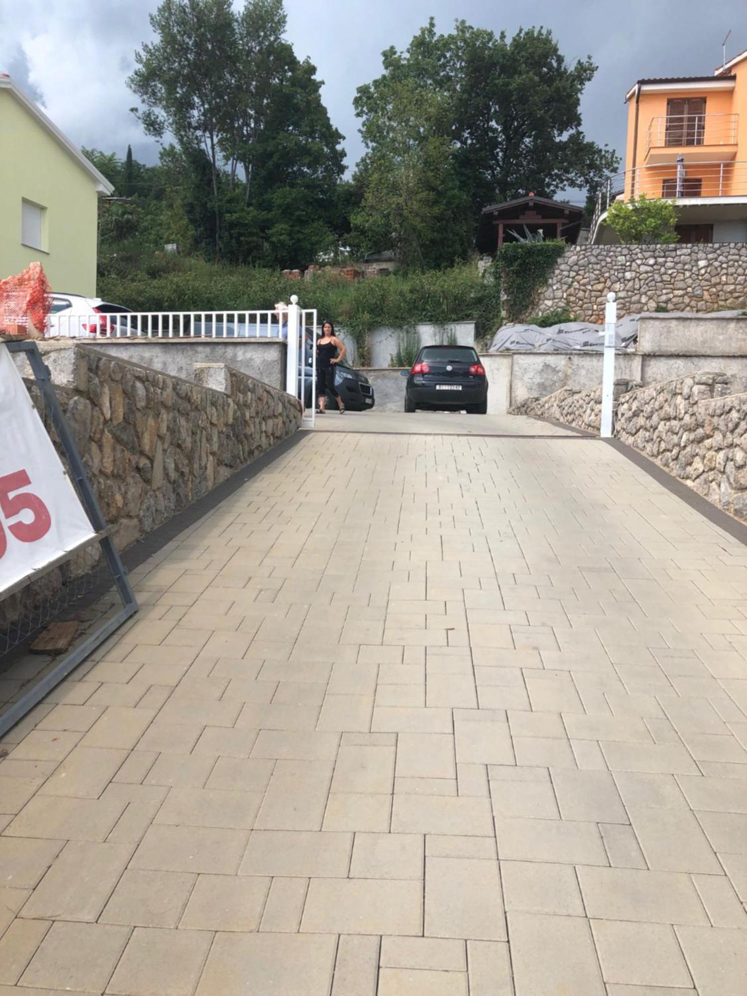 Una Lovran Εξωτερικό φωτογραφία
